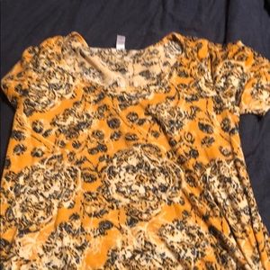 Lularoe perfect tee